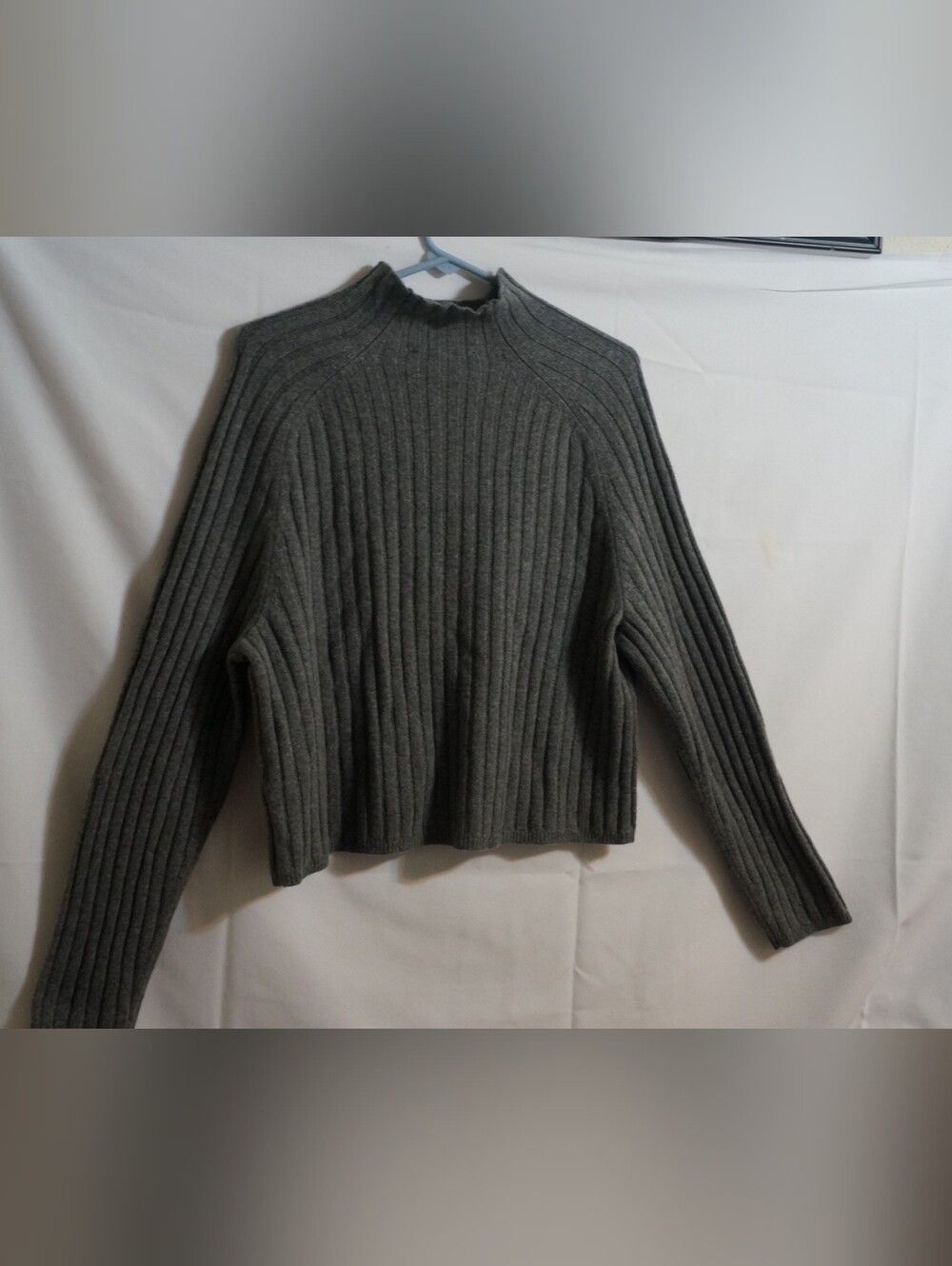 Everlane Funnel-Neck Cropped Sweater in Wool Cashmere Gray Size XXL - Picture 11 of 14